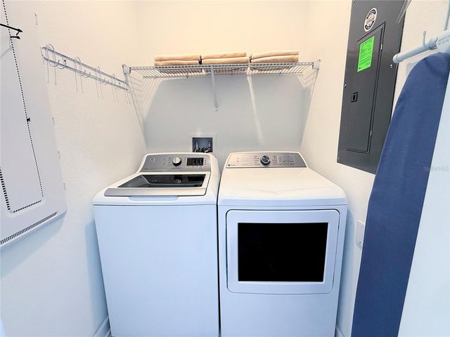 1098 SPLASH SHOT PLACE, Davenport, FL 33896