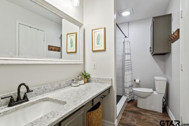 600 Frederick Circle, Flint, TX 75762