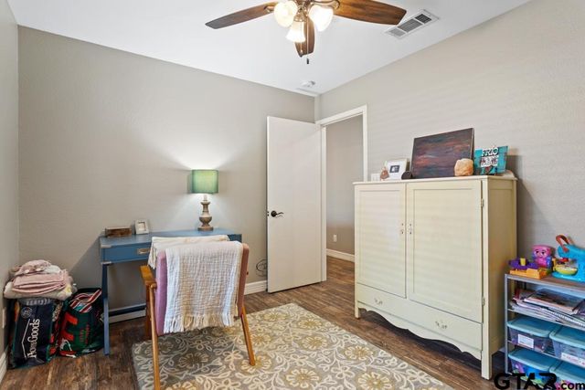 600 Frederick Circle, Flint, TX 75762