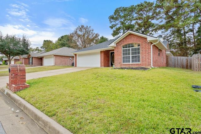 600 Frederick Circle, Flint, TX 75762