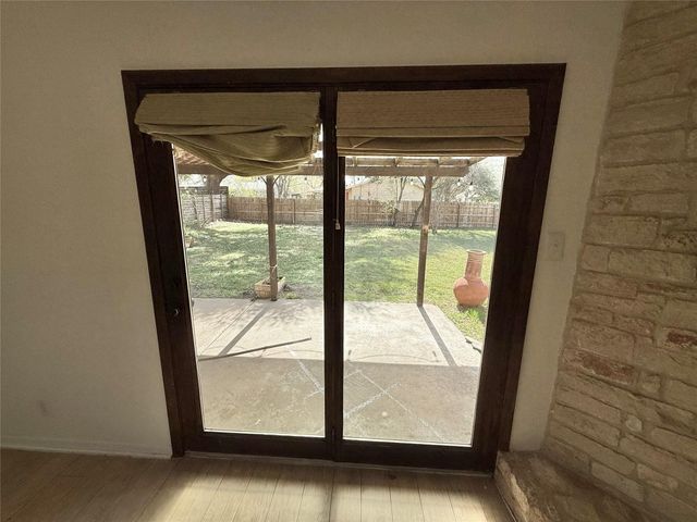 8301 Weyburn DR, Austin, TX 78757