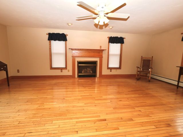133 Whipple St, Worcester, MA 01610