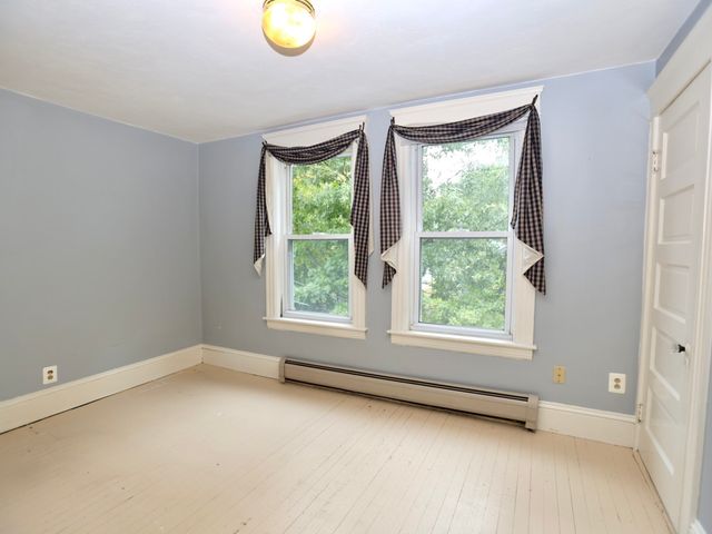 133 Whipple St, Worcester, MA 01610