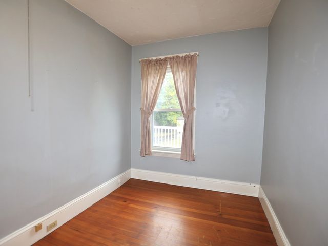 133 Whipple St, Worcester, MA 01610