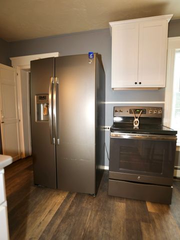 133 Whipple St, Worcester, MA 01610