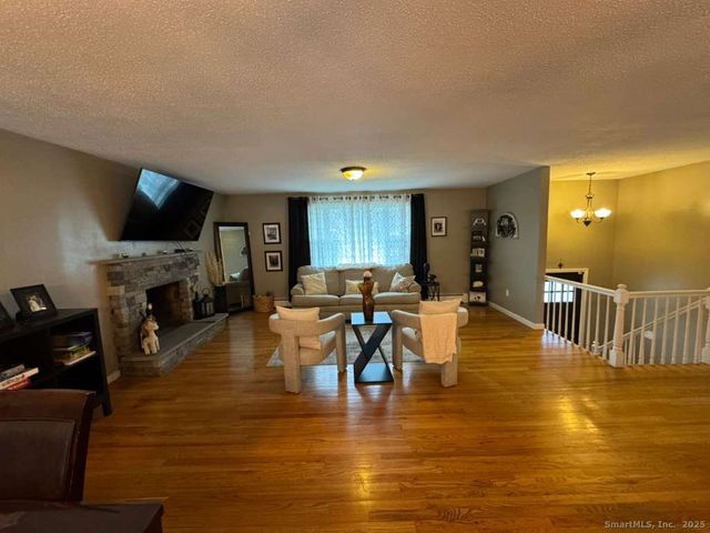 158 Swain Avenue, Meriden, CT 06450