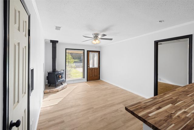 417 Carroll Avenue, Wake Village, TX 75501