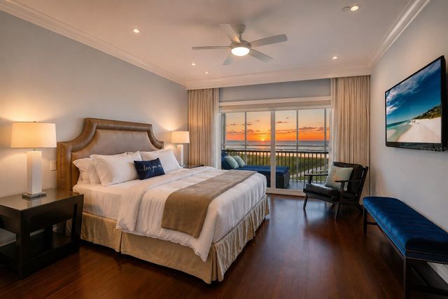 7001 GULF OF MEXICO DRIVE 24, Longboat Key, FL 34228