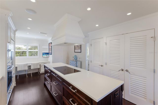 7001 GULF OF MEXICO DRIVE 24, Longboat Key, FL 34228