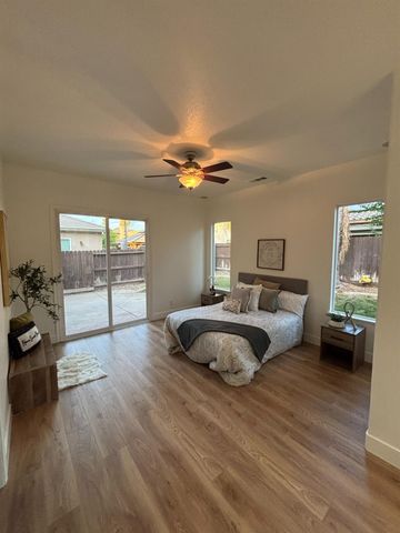 5232 Harness Ct, Riverbank, CA 95367