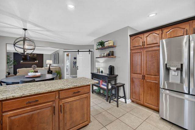 5620 Dodds Drive, Bettendorf, IA 52722