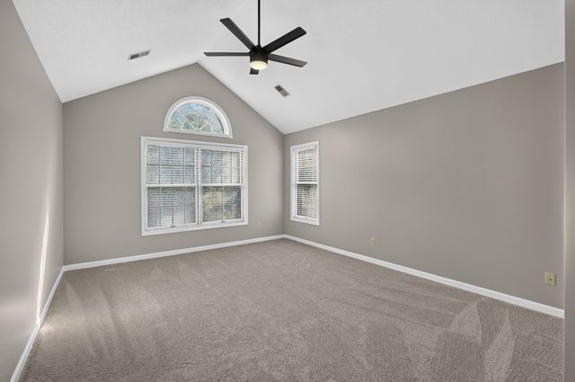 5620 Dodds Drive, Bettendorf, IA 52722