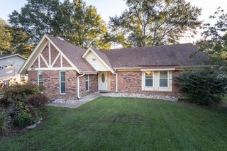 3830 HAYNES RD, Bartlett, TN 38133