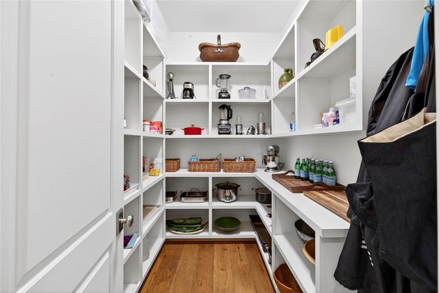 16 W Sea Colony Drive, Vero Beach, FL 32963