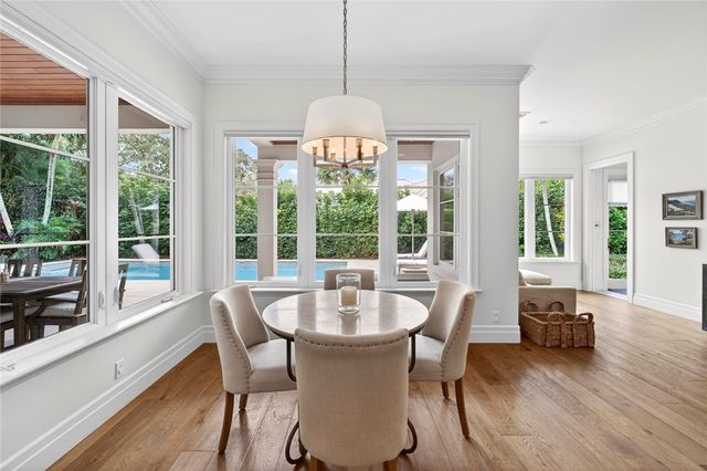 16 W Sea Colony Drive, Vero Beach, FL 32963