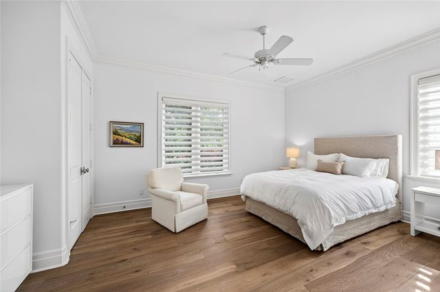 16 W Sea Colony Drive, Vero Beach, FL 32963