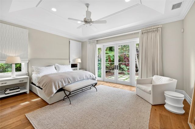 16 W Sea Colony Drive, Vero Beach, FL 32963