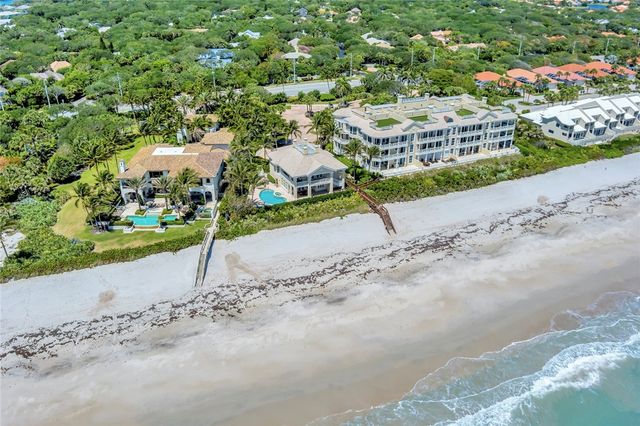 16 W Sea Colony Drive, Vero Beach, FL 32963