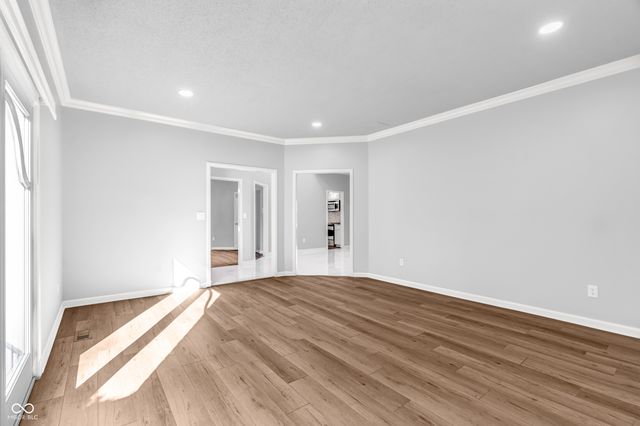 958 Tamarack Cir N Drive, Indianapolis, IN 46260