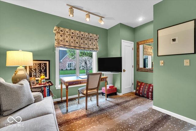 958 Tamarack Cir N Drive, Indianapolis, IN 46260