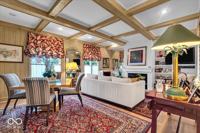 958 Tamarack Cir N Drive, Indianapolis, IN 46260