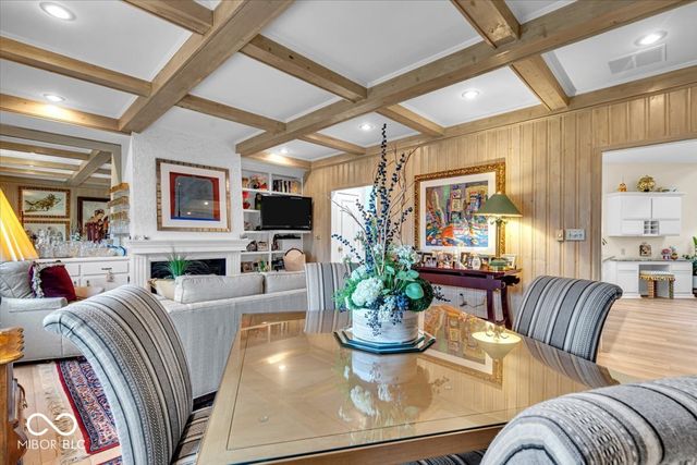 958 Tamarack Cir N Drive, Indianapolis, IN 46260