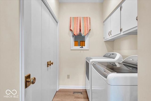 958 Tamarack Cir N Drive, Indianapolis, IN 46260