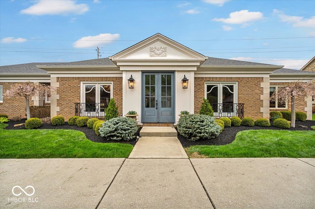 958 Tamarack Cir N Drive, Indianapolis, IN 46260