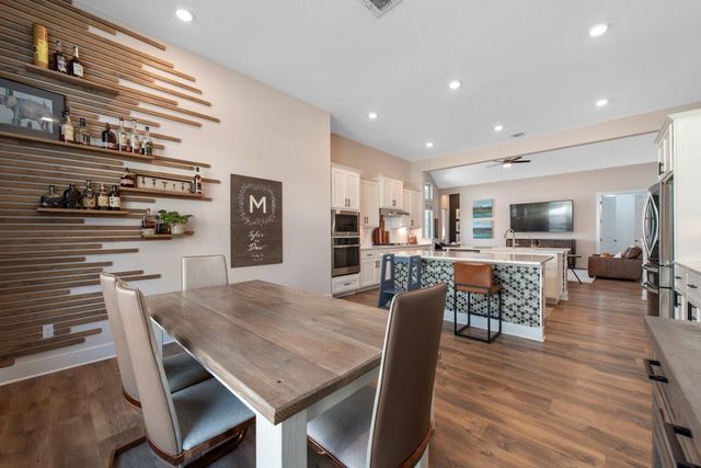 2341 Airport DR, Leander, TX 78641