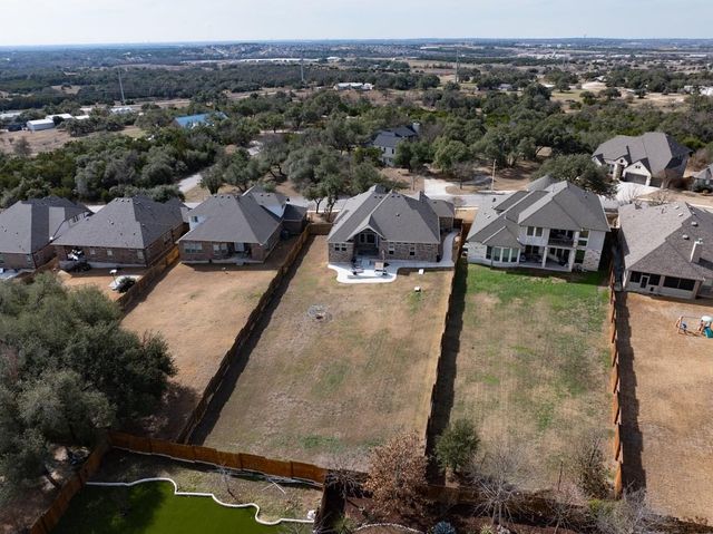 2341 Airport DR, Leander, TX 78641