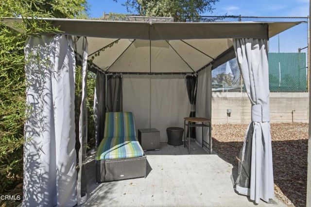 2101 Minoru Drive, Altadena, CA 91001