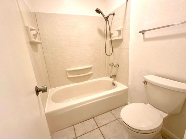 2228 E Campbell Avenue 214, Phoenix, AZ 85016