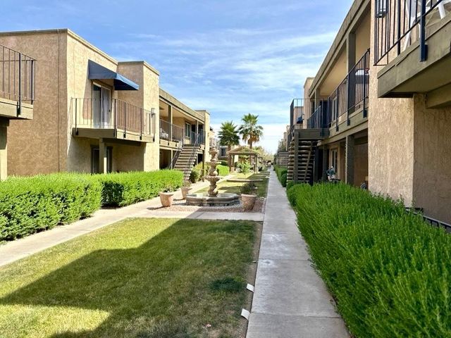 2228 E Campbell Avenue 214, Phoenix, AZ 85016