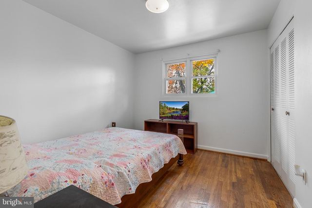 121 JASPER PL, Alexandria, VA 22304