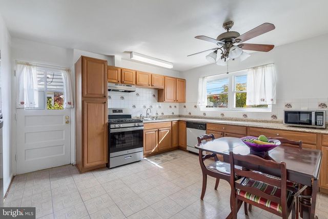 121 JASPER PL, Alexandria, VA 22304