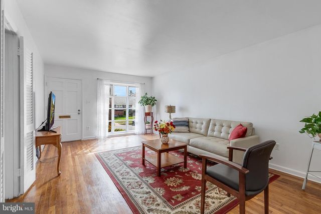 121 JASPER PL, Alexandria, VA 22304