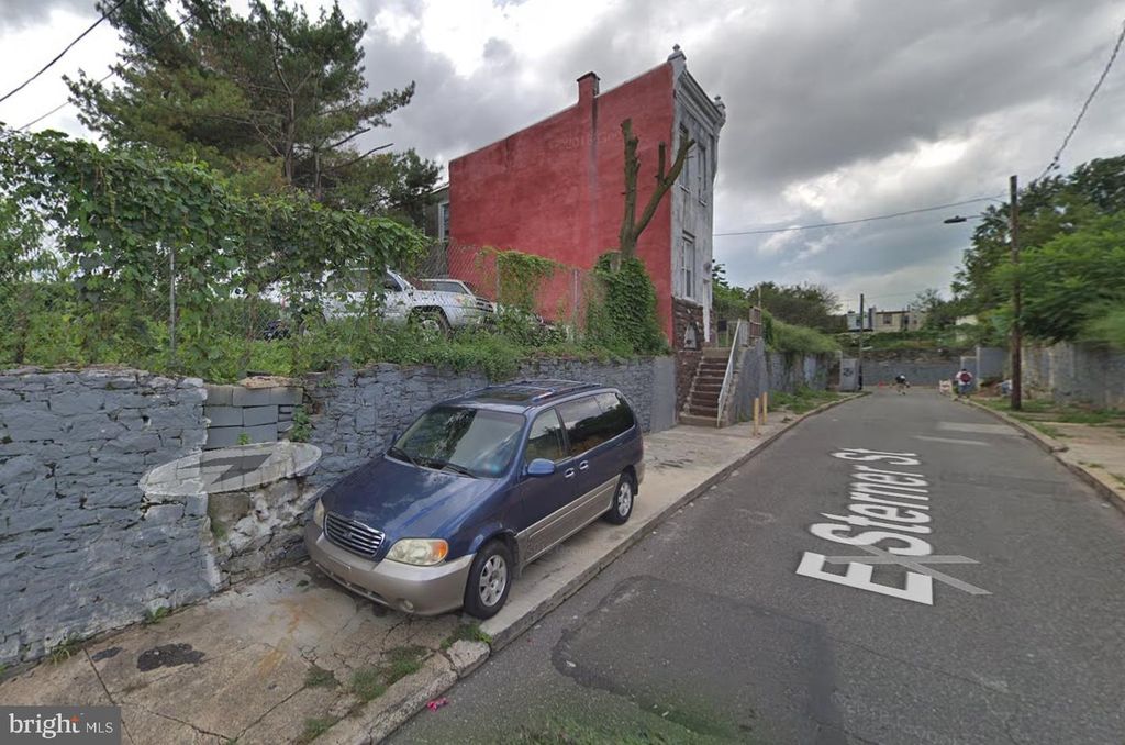 2029 E STERNER ST, PHILADELPHIA, PA 19134 — photo 2