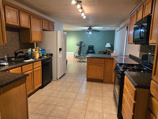 903 Rivas Road, Los Lunas, NM 87031