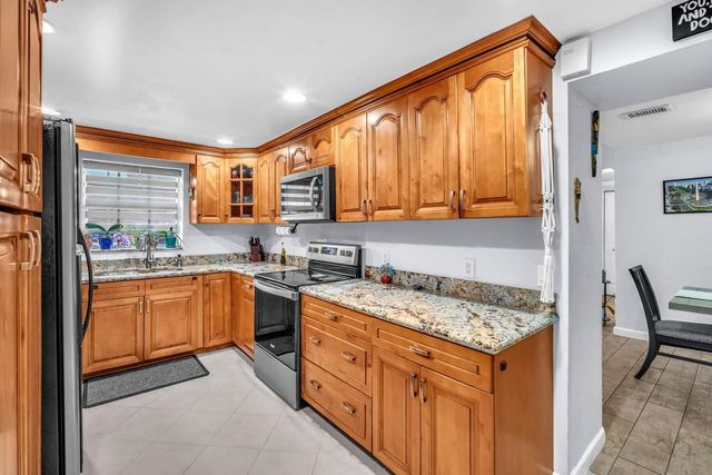 404 S 62nd Terrace, Hollywood, FL 33023