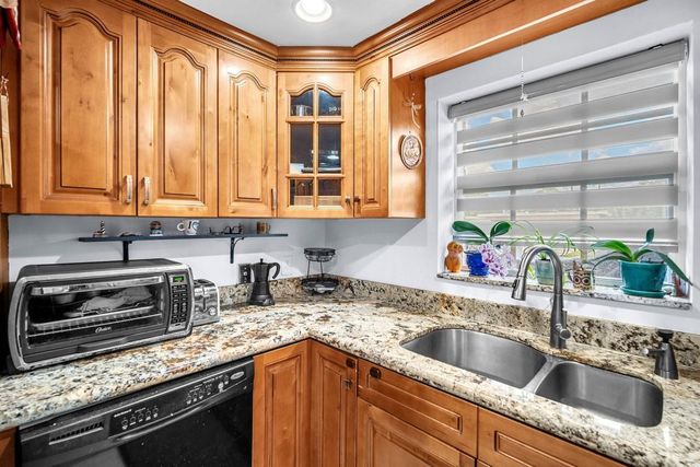 404 S 62nd Terrace, Hollywood, FL 33023