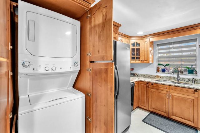 404 S 62nd Terrace, Hollywood, FL 33023