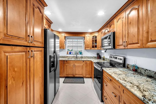 404 S 62nd Terrace, Hollywood, FL 33023