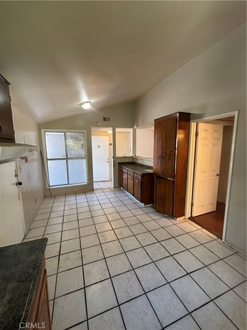 18710 Kimbrough Street, Canyon Country, CA 91351