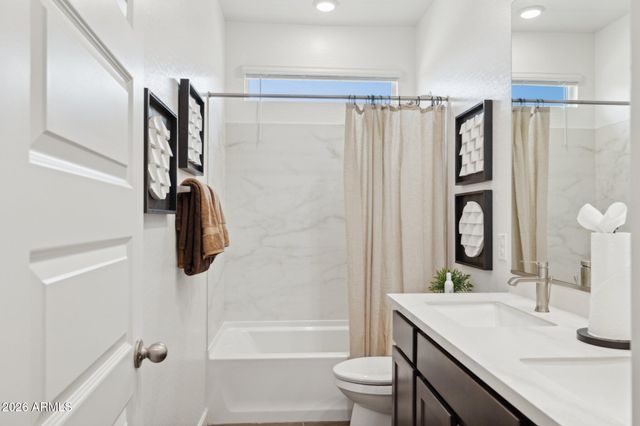 24226 W ATLANTIS Way, Buckeye, AZ 85326