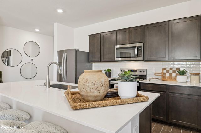 24226 W ATLANTIS Way, Buckeye, AZ 85326