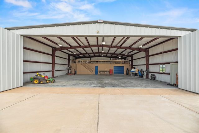 7736 Meteor Drive, Sealy, TX 77474