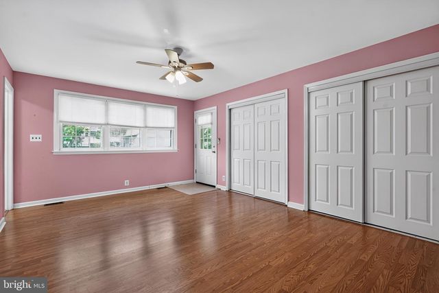 345 RIDGE AVE, Blackwood, NJ 08012