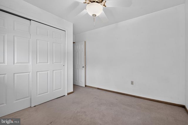345 RIDGE AVE, Blackwood, NJ 08012