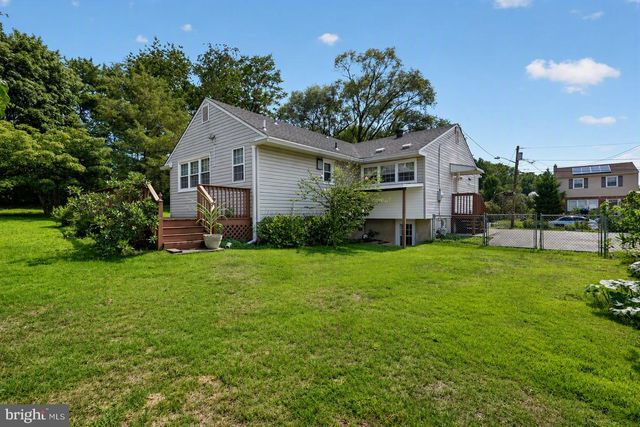 345 RIDGE AVE, Blackwood, NJ 08012