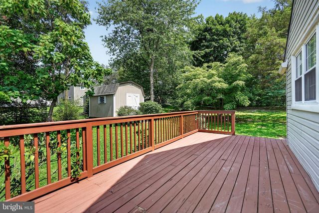 345 RIDGE AVE, Blackwood, NJ 08012